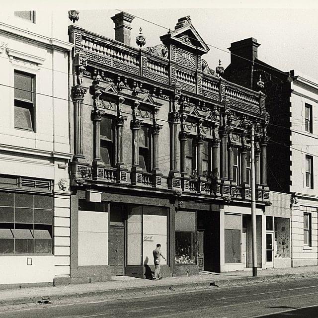 Facading De-facading in Brunswick Street – Storey of Melbourne
