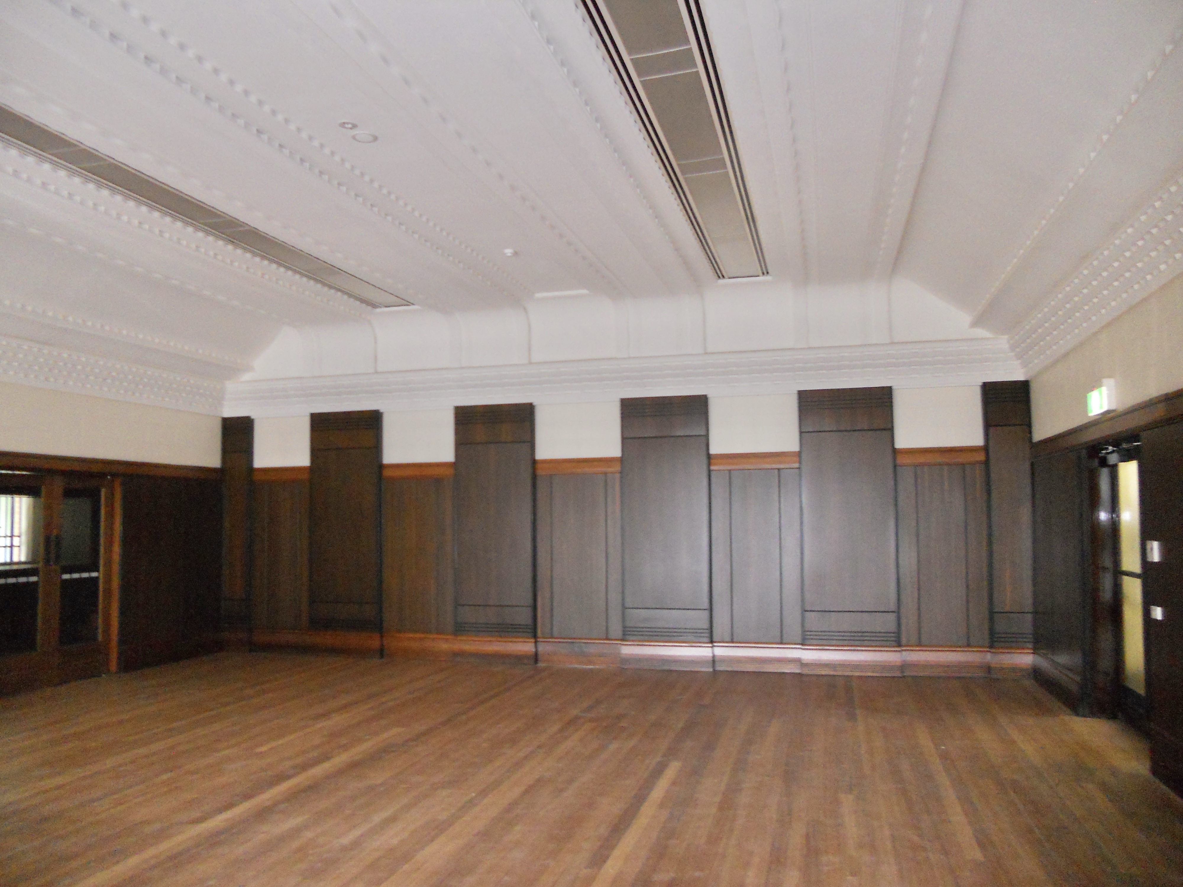Stylish Drill Hall – Storey of Melbourne